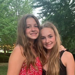 Meet your Posher, Elle